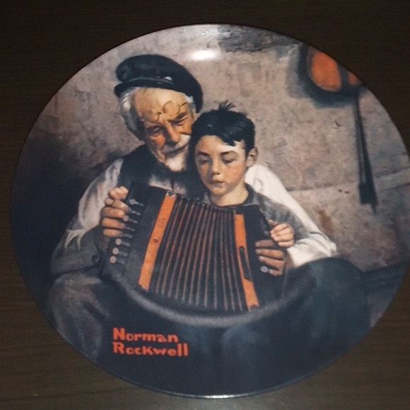 Plates - Picture 2 of 2